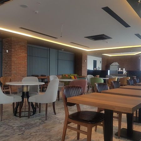 Dizayn Hotel Istanbul Exterior foto